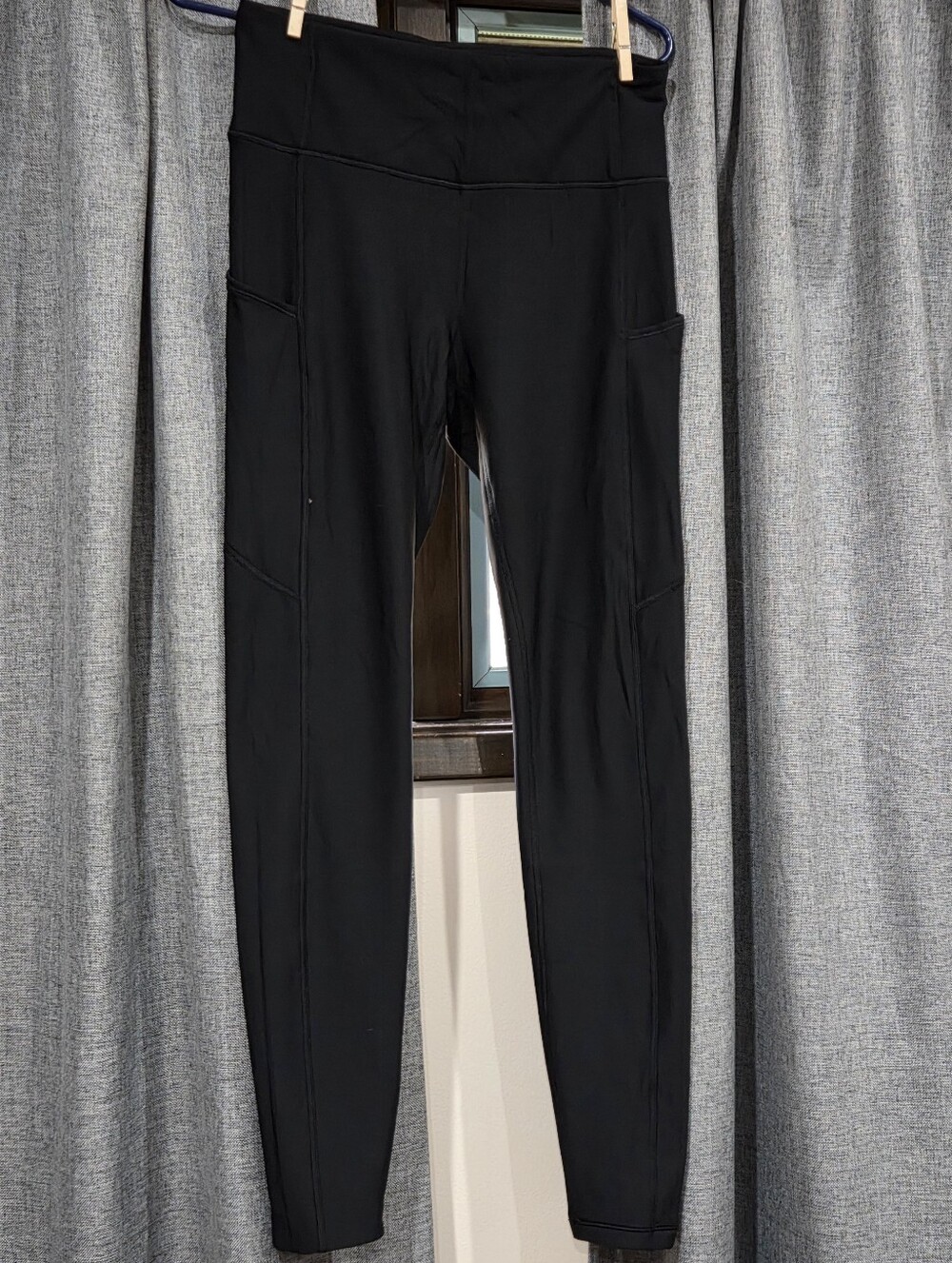 CRZ YOGA Performance Leggings with Side Pockets